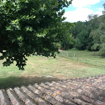 Equestre Drome Des Collines Lantgård *